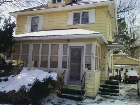 1220 S Jackson, Jackson, MI 49203 photo 1