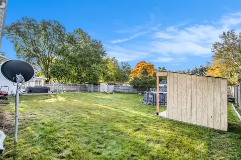 374 Kenneth, Plainwell, MI 49080 photo 5