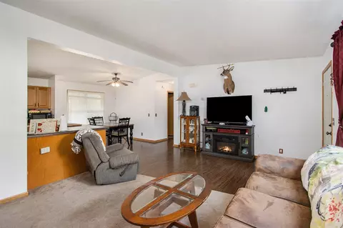 374 Kenneth, Plainwell, MI 49080 photo 12