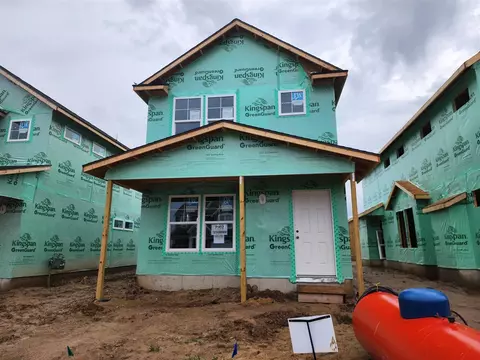 7902 Greendale Dr, Byron Center, MI 49315