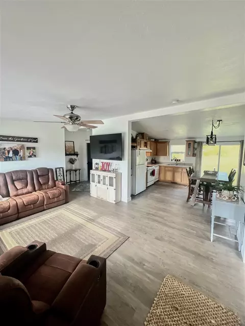 9906 Lakeview, Evart, MI 49631 photo 5