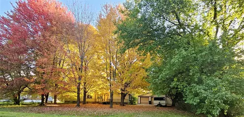 34216 North, Gobles, MI 49055