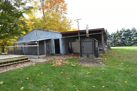 15623 E W, Fulton, MI 49052 photo 6