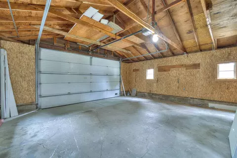 2270 Maple, Jackson, MI 49203 photo 29