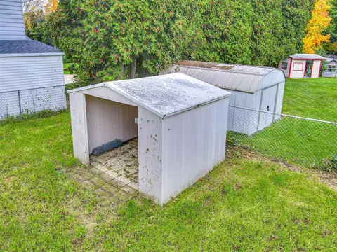 2270 Maple, Jackson, MI 49203 photo 41