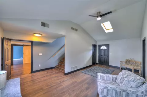 2270 Maple, Jackson, MI 49203 photo 17