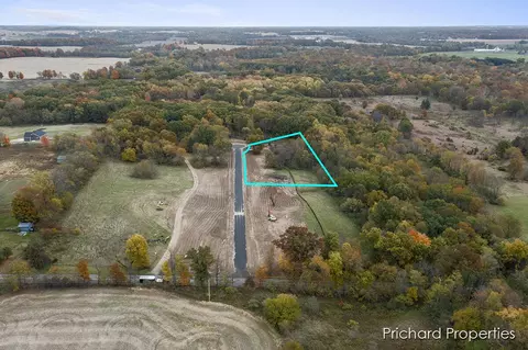 12510 Agate Ct, Alto, MI 49302