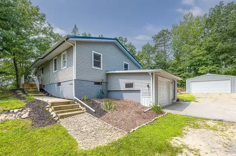 16105 Pretty Lk, Mecosta, MI 49332