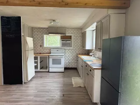 1041 S Bingham, White Cloud, MI 49349 photo 3
