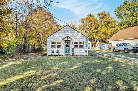 712 Aue, Norton Shores, MI 49441