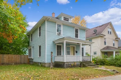946 Worden, Grand Rapids, MI 49507