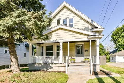 911 College, Grand Rapids, MI 49503