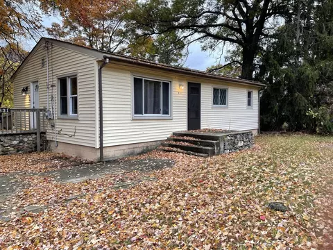 831 Jones, Muskegon, MI 49442
