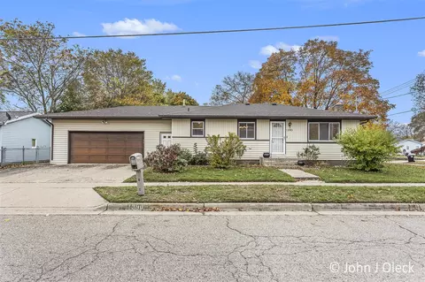 1290 Oakcrest, Wyoming, MI 49509