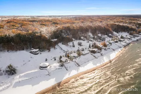 Vl 67 Lost Valley, Muskegon, MI 49437