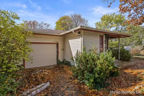 941 Benjamin, Grand Rapids, MI 49503