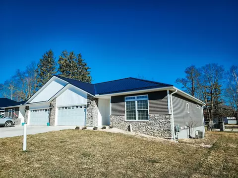 248 Glei, Hillsdale, MI 49242