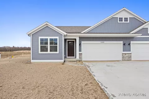 12435 Newbridge #24, Grand Haven, MI 49417