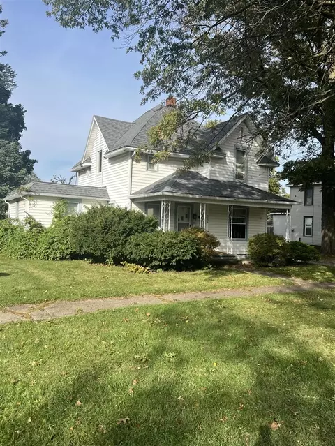204 Center, Sturgis, MI 49091