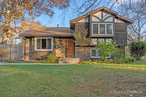 903 Spring, Grand Rapids, MI 49503