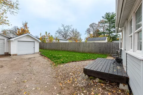 412 S Broas, Belding, MI 48809 photo 26