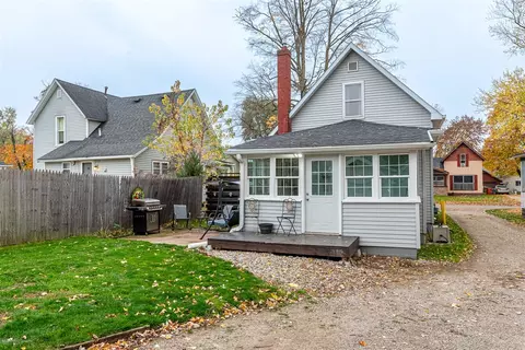 412 S Broas, Belding, MI 48809 photo 27