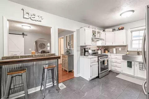 412 S Broas, Belding, MI 48809 photo 12