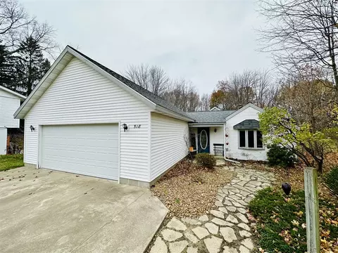 518 W Hile, Norton Shores, MI 49441