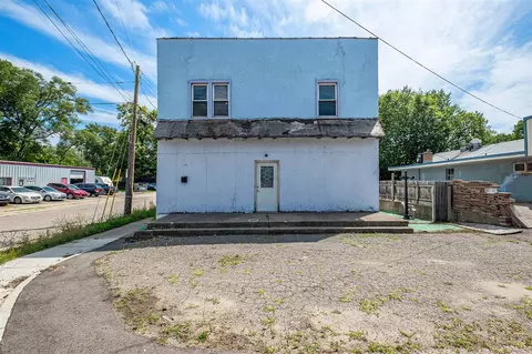 1502 Chicago, Wyoming, MI 49509