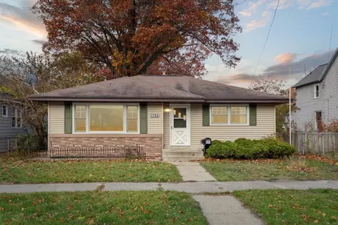1703 Davis, Muskegon, MI 49441