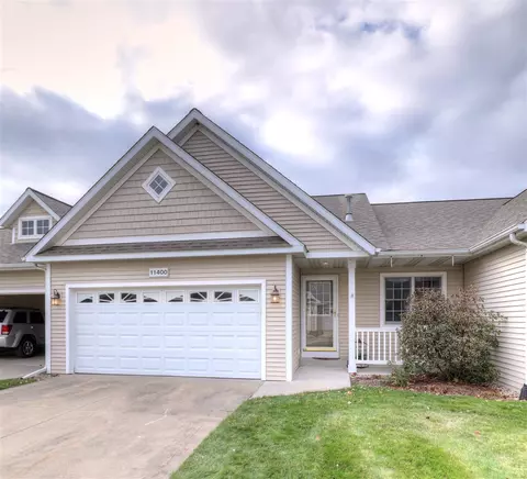11400 N N Lk, Holland, MI 49424