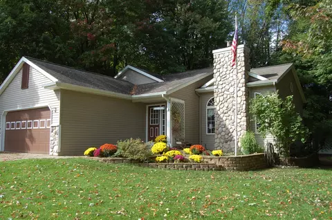 11121 Timberline, Allendale, MI 49401