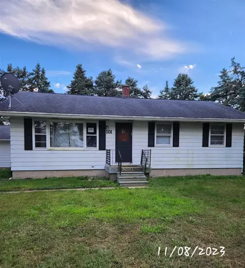 101 W David, Ionia, MI 48846