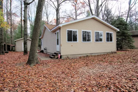 20956 100th, Evart, MI 49631