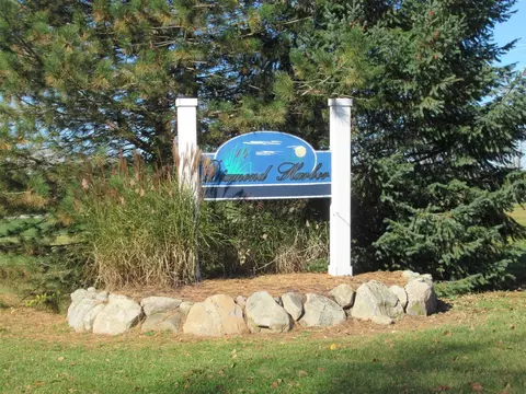 Catamaran, Cassopolis, MI 49031 photo 4