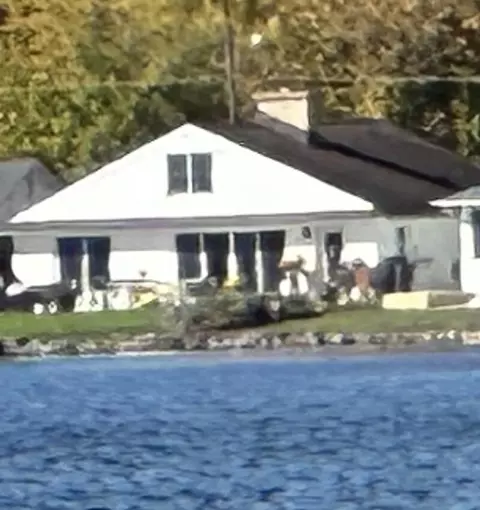 7488 N Indian Lk, Scotts, MI 49088