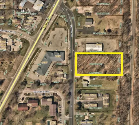 10115 Oakland, Portage, MI 49024