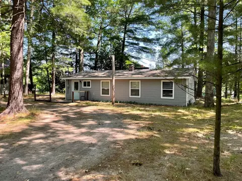 9684 W Harper, Irons, MI 49644
