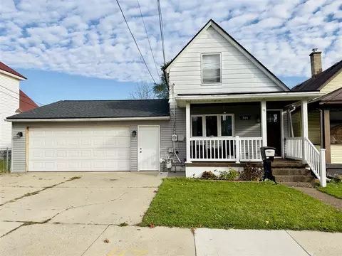 744 Fremont, Grand Rapids, MI 49504