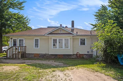 1028 Clinton, Kalamazoo, MI 49001
