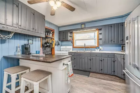 903 E Brg, Plainwell, MI 49080 photo 5