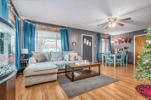 903 E Brg, Plainwell, MI 49080 photo 9