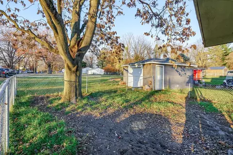 903 E Brg, Plainwell, MI 49080 photo 23