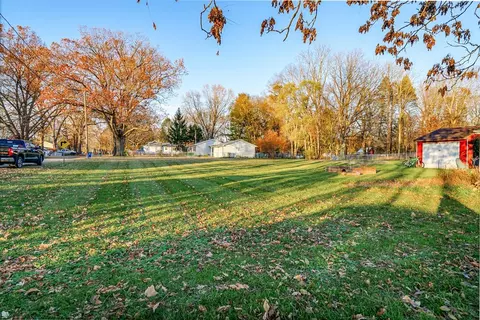 903 E Brg, Plainwell, MI 49080 photo 25
