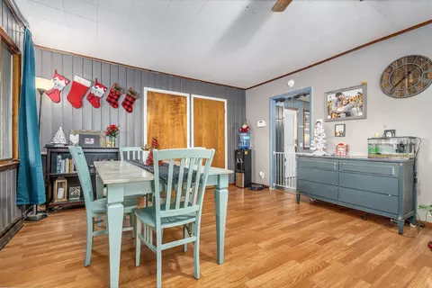 903 E Brg, Plainwell, MI 49080 photo 8