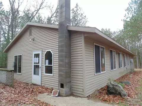 6487 W Wayward, Irons, MI 49644