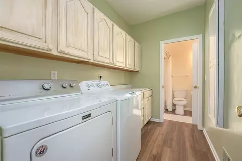 205 Golfview Dr, Plainwell, MI 49080 photo 17
