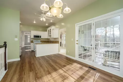 205 Golfview Dr, Plainwell, MI 49080 photo 7
