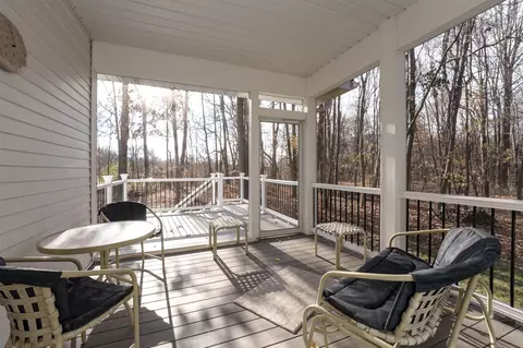 205 Golfview Dr, Plainwell, MI 49080 photo 25
