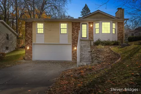 1834 Milford, Grand Rapids, MI 49504